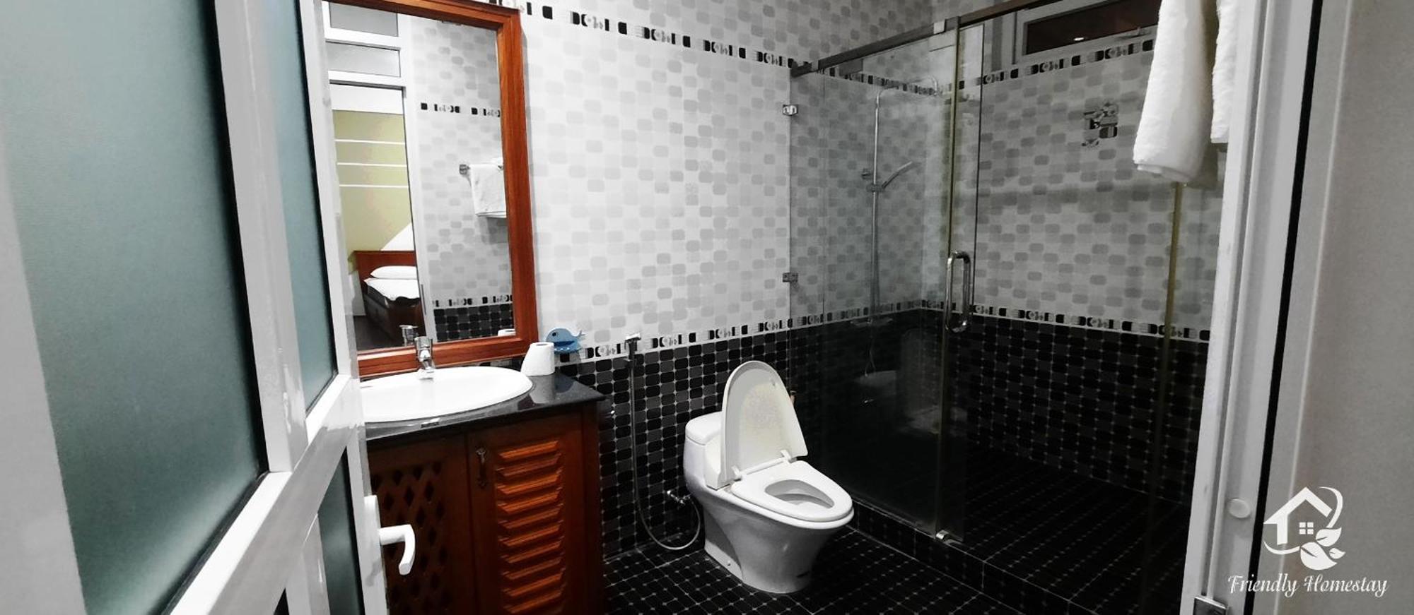 Friendly Homestay Kon Tum Exteriör bild