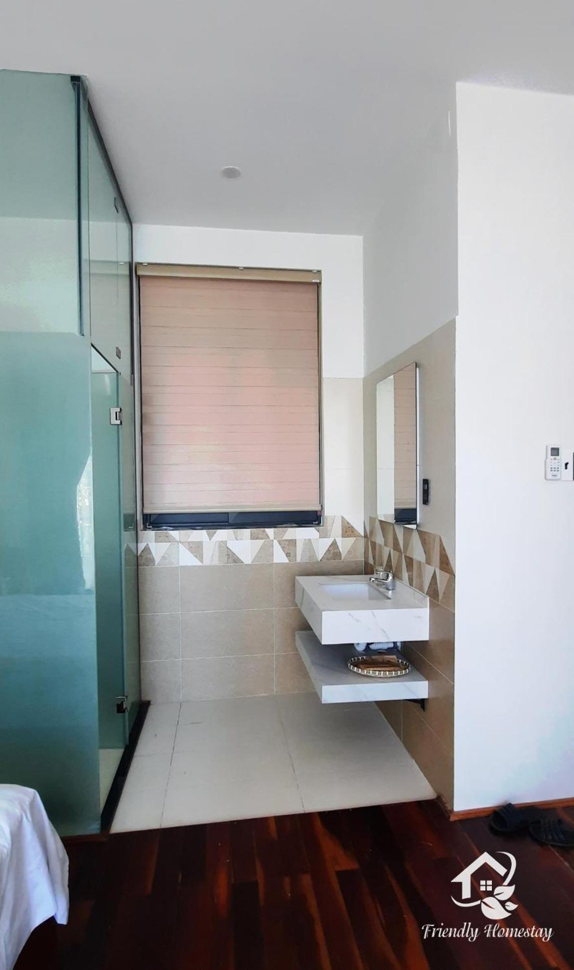 Friendly Homestay Kon Tum Exteriör bild