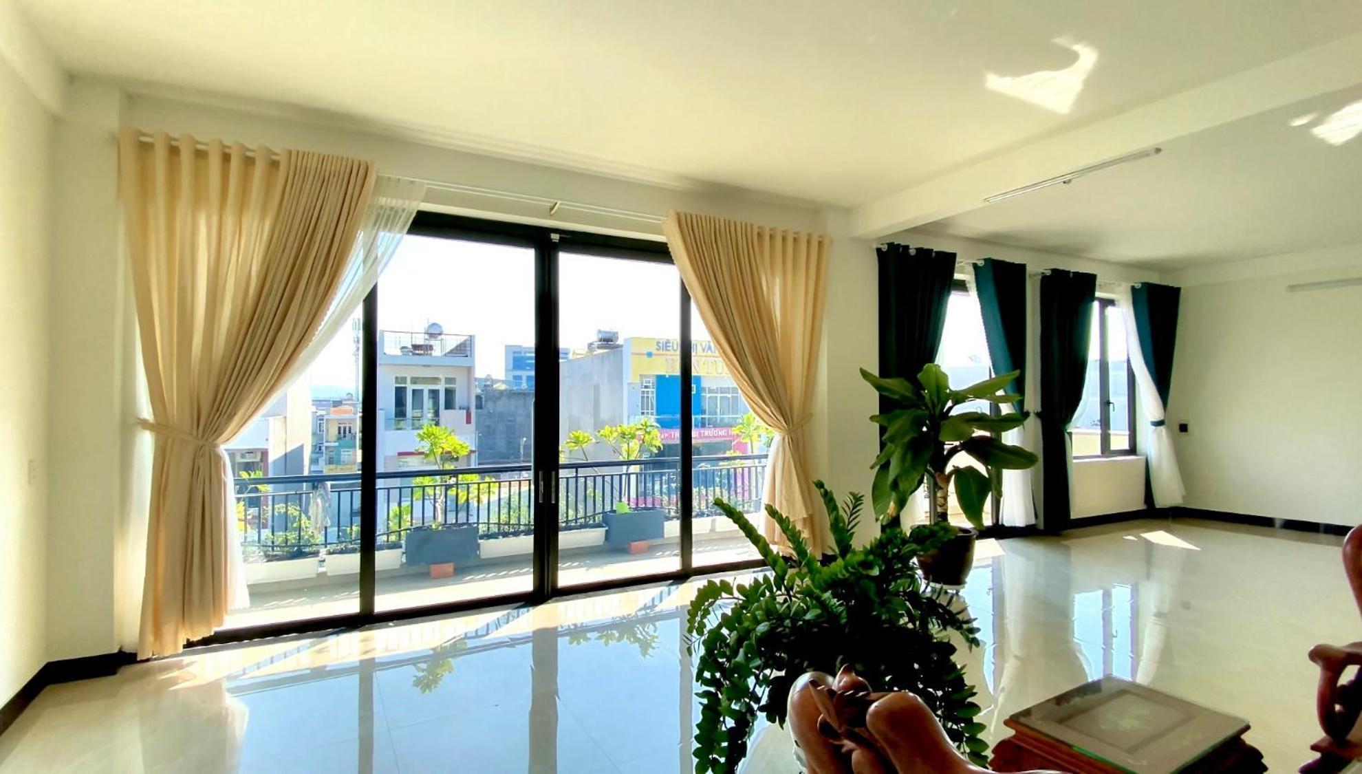 Friendly Homestay Kon Tum Exteriör bild