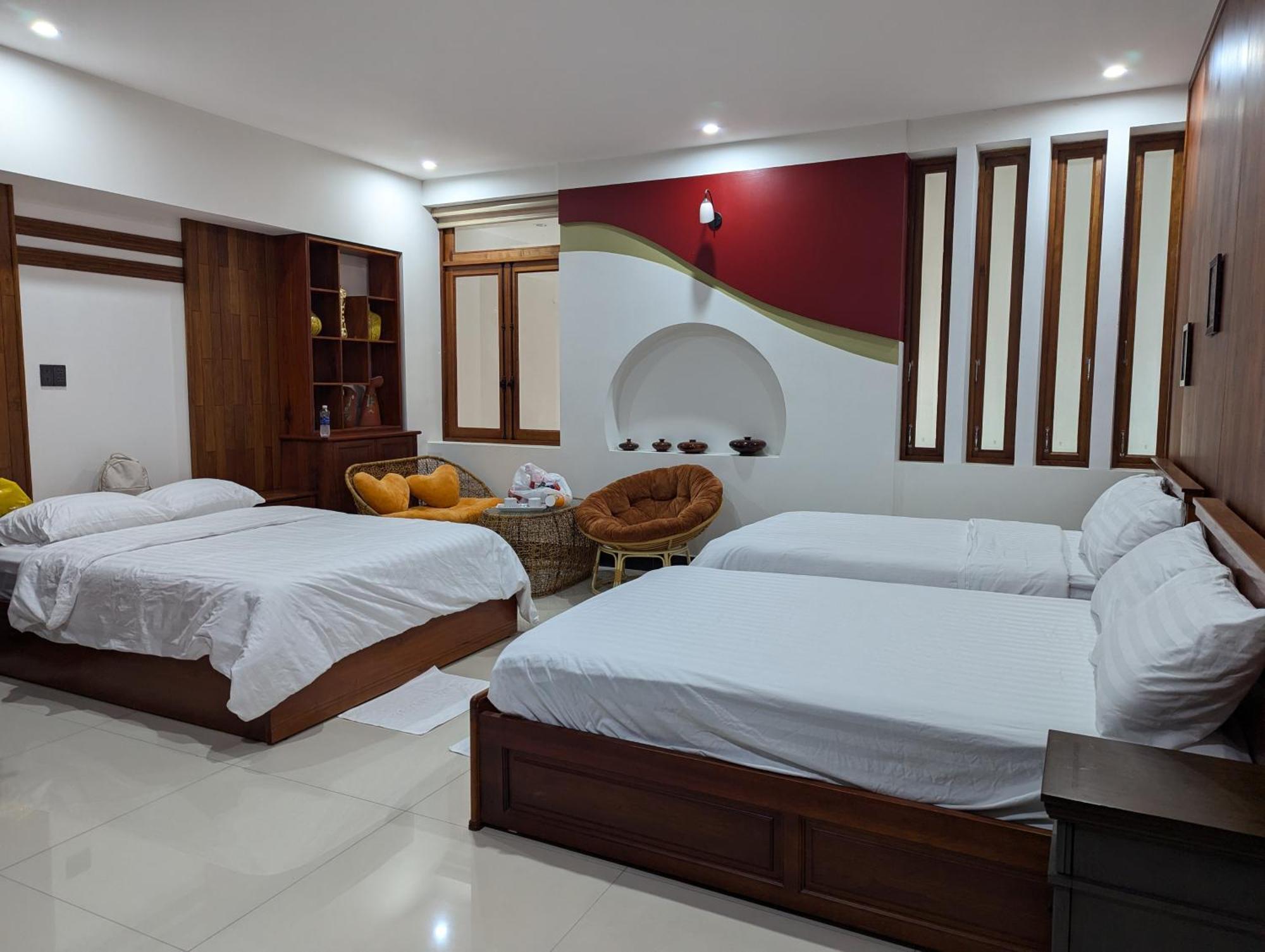 Friendly Homestay Kon Tum Exteriör bild